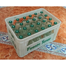 Fuenteror - Agua con gas Mineralwasser mit Kohlensäure 330ml x 24 Glasflaschen Kronkorken Kasten hergestellt auf Gran Canaria