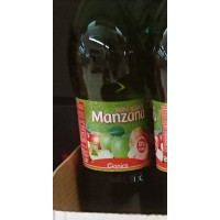 Gianica - Manzana Apfelgetränk mit Kohlensäure 8% Saftanteil 2l PET-Flasche hergestellt auf Gran Canaria